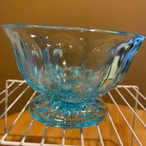 Anchor Hocking Blue Fairfield Bowl